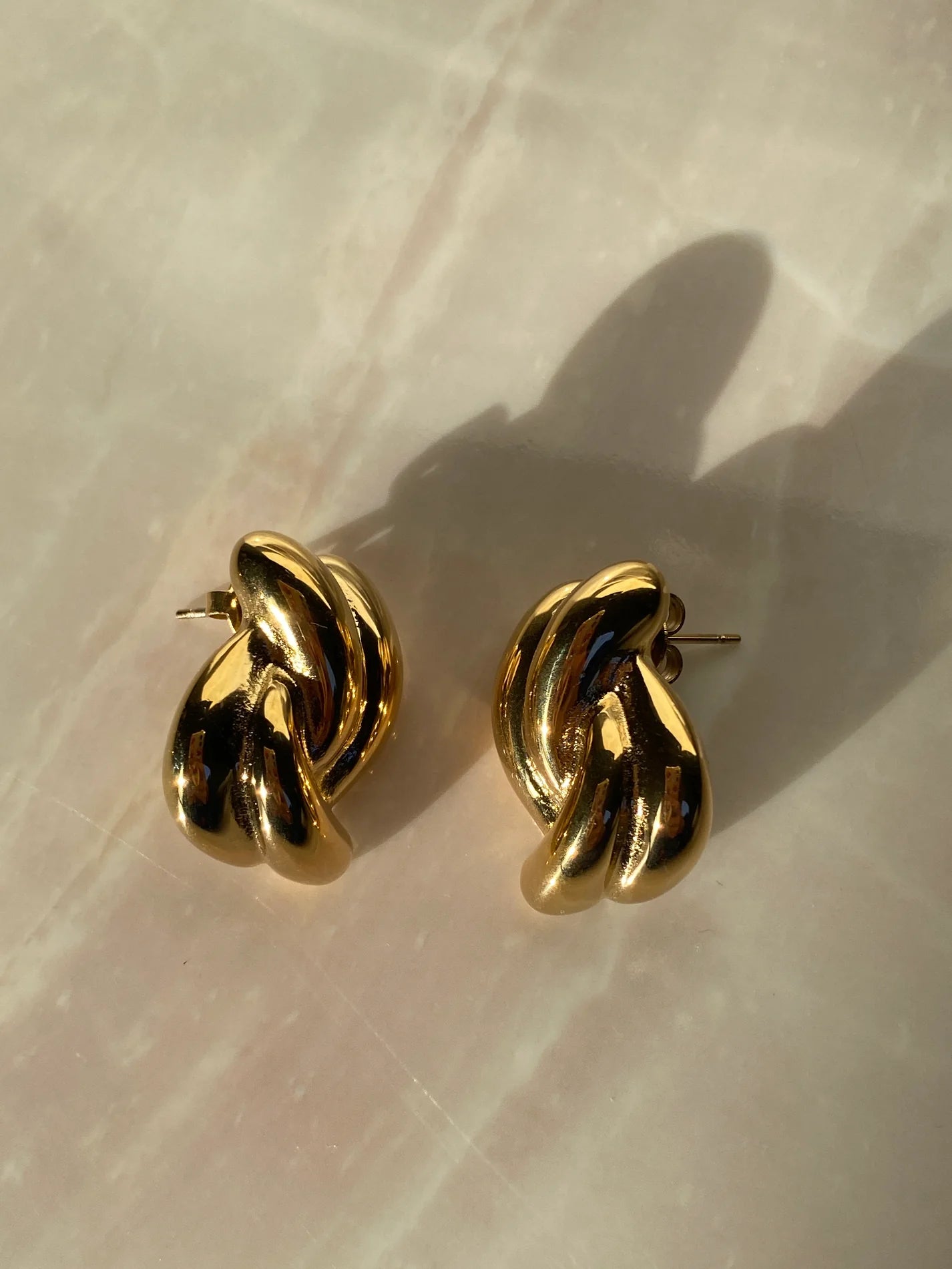 Aretes Knot Dorados